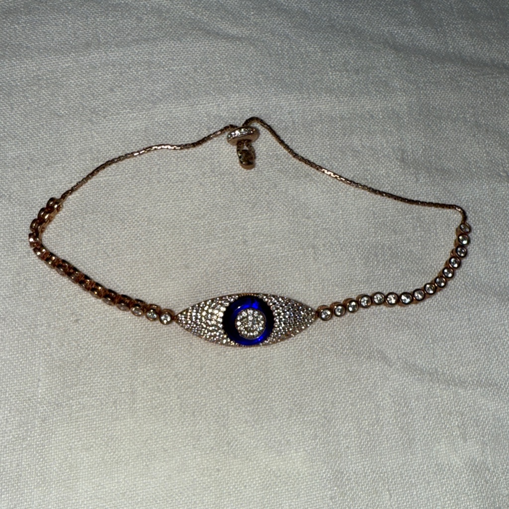 Elegant Evil Eye Necklace With Gold And Blue Accents
